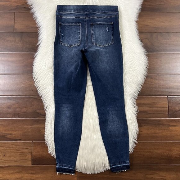 Spanx Women's Size Medium Distressed Medium Wash Ankle Skinny Jegging Jeans - Picture 8 of 10